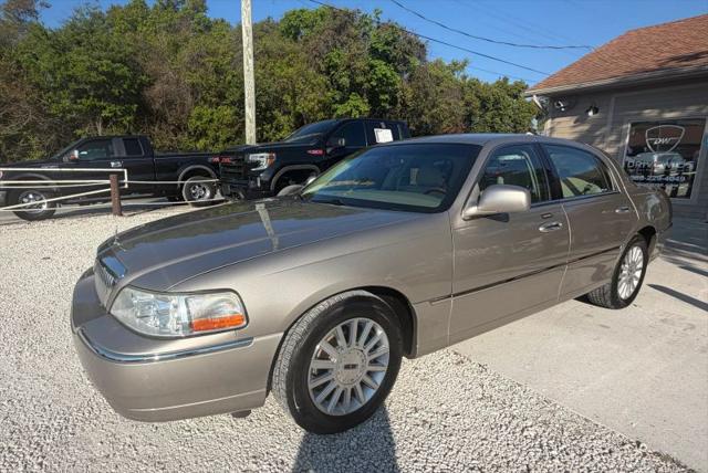 2003 Lincoln Town Car Signature for sale in Daytona Beach, FL