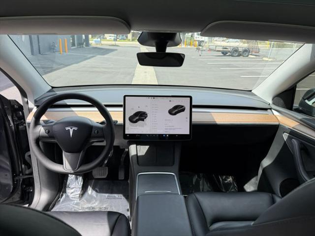 2024 Tesla Model Y Long Range Dual Motor All-Wheel Drive