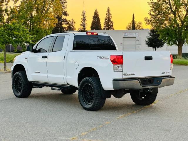 2010 Toyota Tundra Grade 5.7L V8
