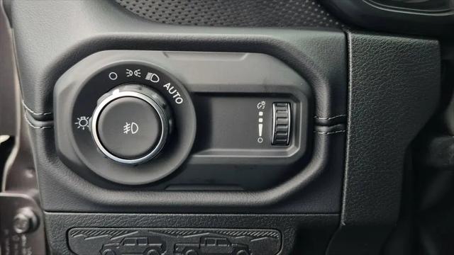 2026 Jeep Wrangler 4-Door Recon 4x4