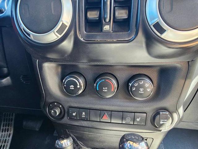 2012 Jeep Wrangler Unlimited Sahara