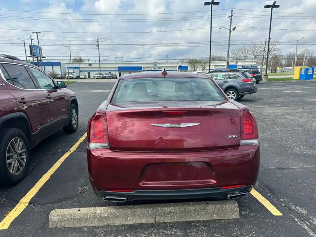 2018 Chrysler 300 Touring