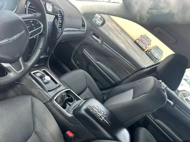 2018 Chrysler 300 Touring