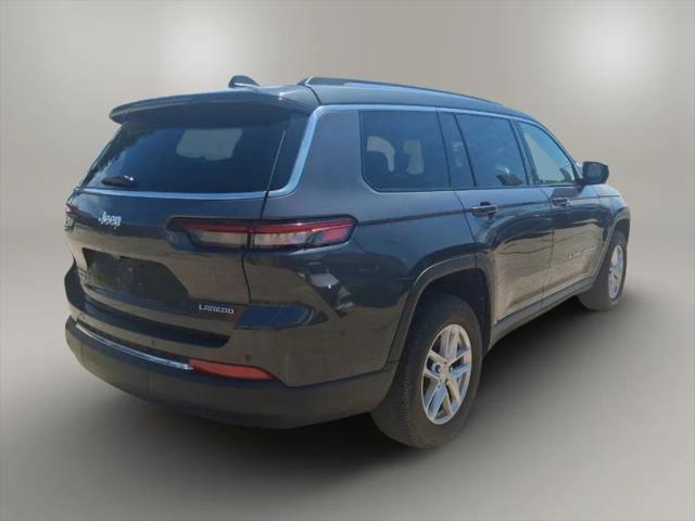 2022 Jeep Grand Cherokee L Laredo 4x4