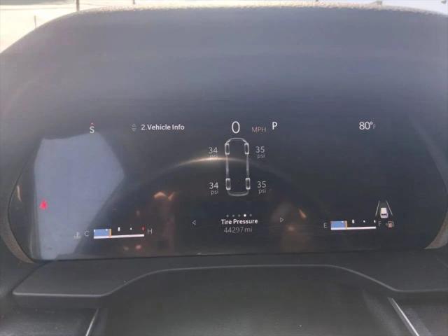 2022 Jeep Grand Cherokee L Laredo 4x4