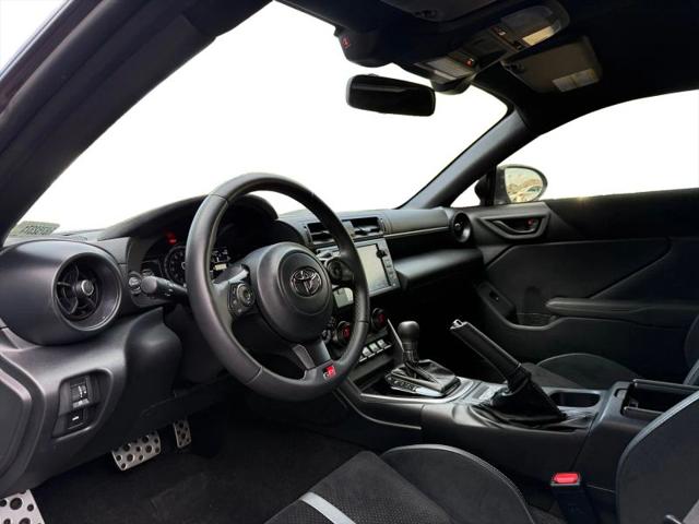 2024 Toyota GR86 Premium