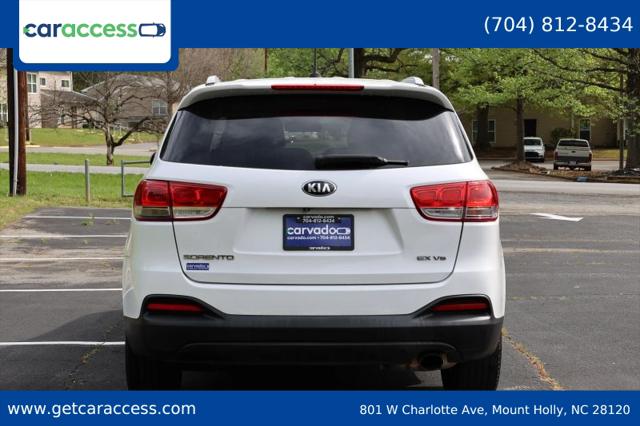 2017 Kia Sorento 3.3L LX