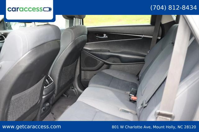 2017 Kia Sorento 3.3L LX