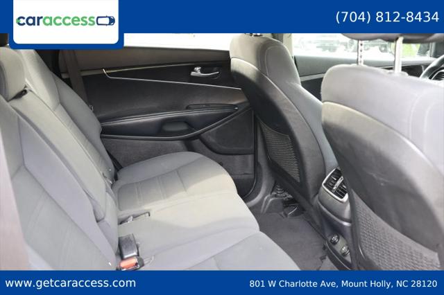 2017 Kia Sorento 3.3L LX