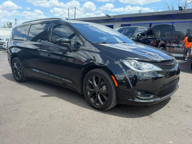 2018 Chrysler Pacifica Touring L Plus