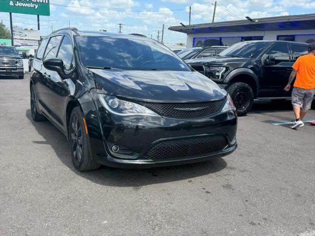 2018 Chrysler Pacifica Touring L Plus