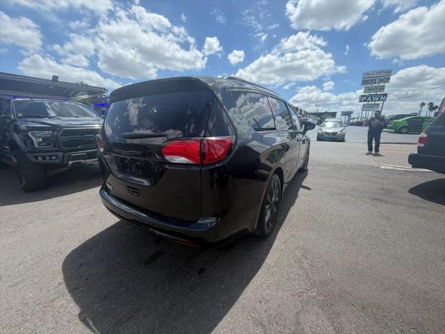 2018 Chrysler Pacifica Touring L Plus