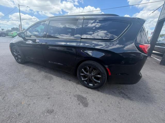 2018 Chrysler Pacifica Touring L Plus