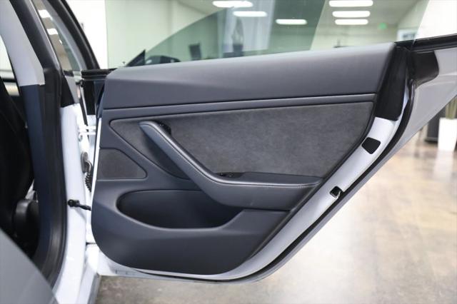 2019 Tesla Model 3 Performance