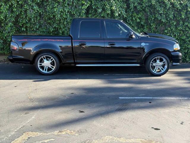 2002 Ford F-150 LARIAT