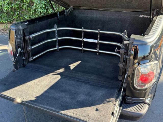 2002 Ford F-150 LARIAT