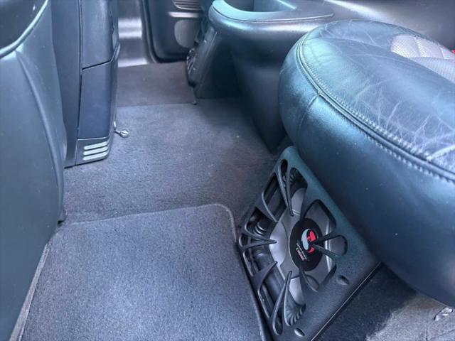 2002 Ford F-150 LARIAT