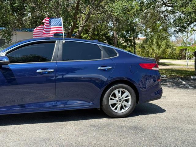 2019 Kia Optima LX