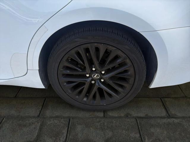 2015 Lexus ES 350 Crafted Line