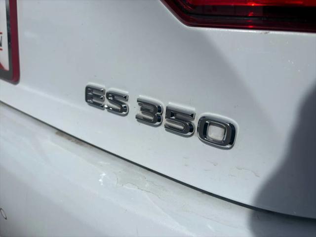2015 Lexus ES 350 Crafted Line