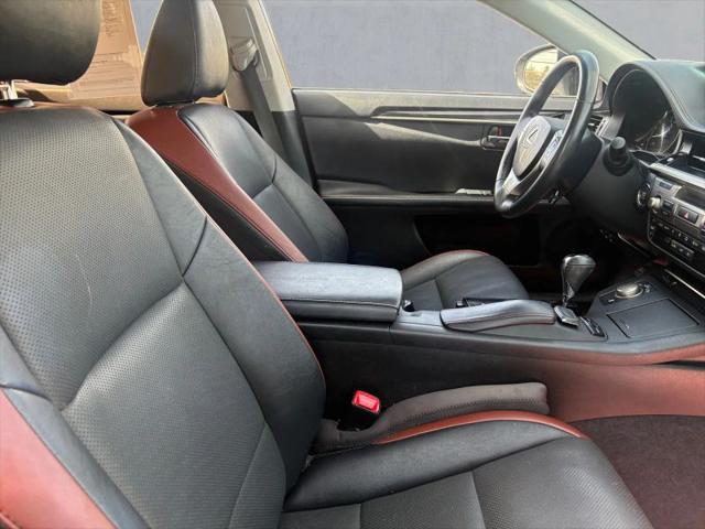 2015 Lexus ES 350 Crafted Line