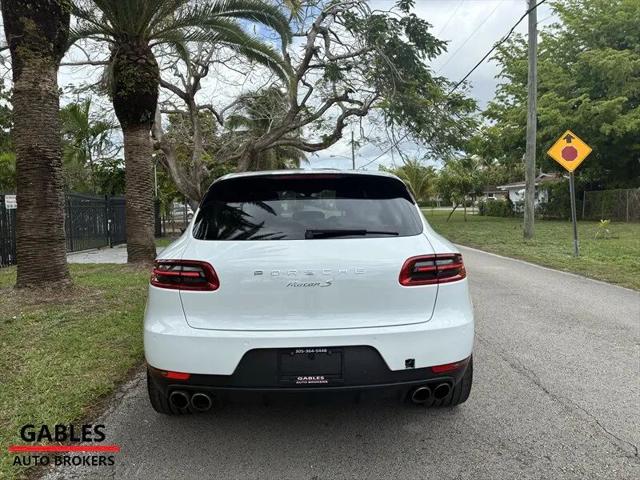 2016 Porsche Macan S