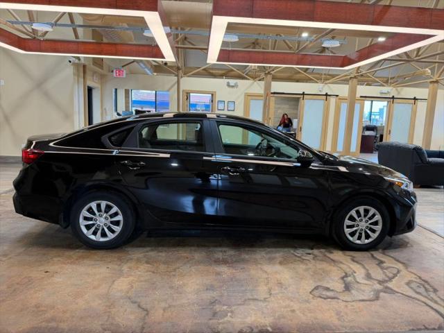 2024 Kia Forte LX