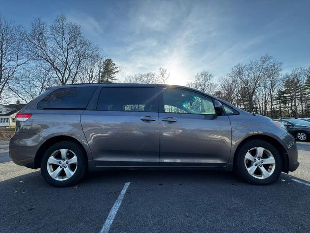 2014 Toyota Sienna LE