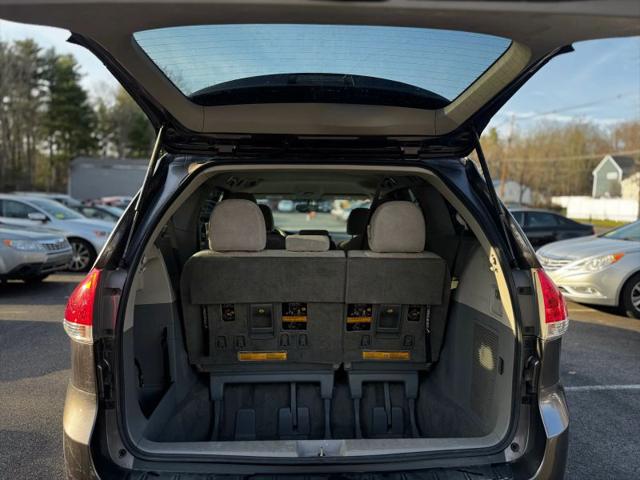 2014 Toyota Sienna LE