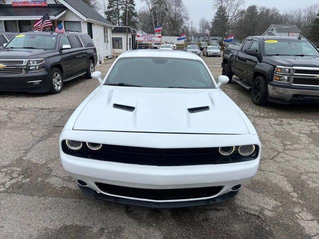 2016 Dodge Challenger SXT