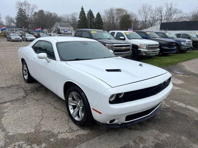2016 Dodge Challenger SXT