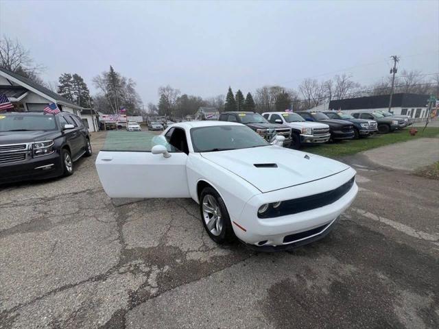 2016 Dodge Challenger SXT