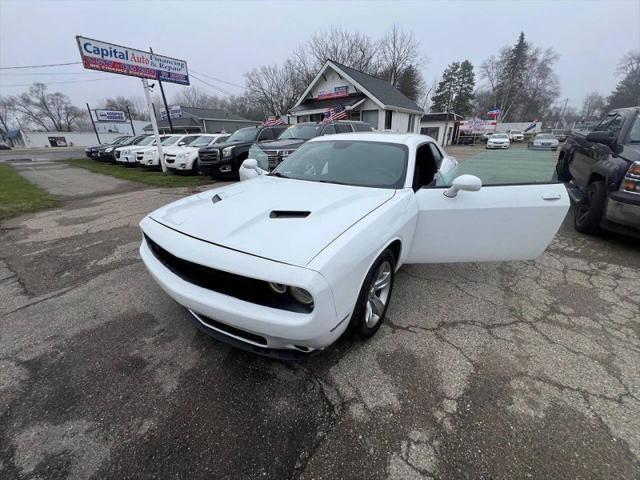 2016 Dodge Challenger SXT