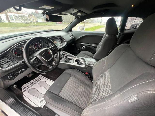 2016 Dodge Challenger SXT