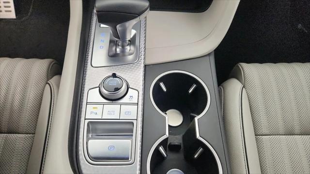 2023 Genesis G70 2.0T RWD