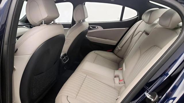 2023 Genesis G70 2.0T RWD