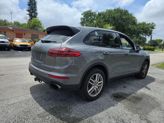 2018 Porsche Cayenne Base