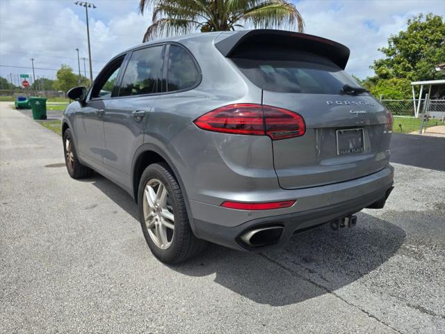 2018 Porsche Cayenne Base