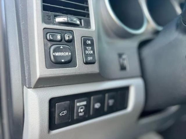 2011 Toyota Sequoia Platinum 5.7L V8