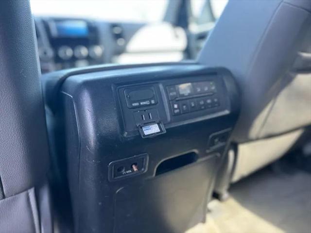 2011 Toyota Sequoia Platinum 5.7L V8