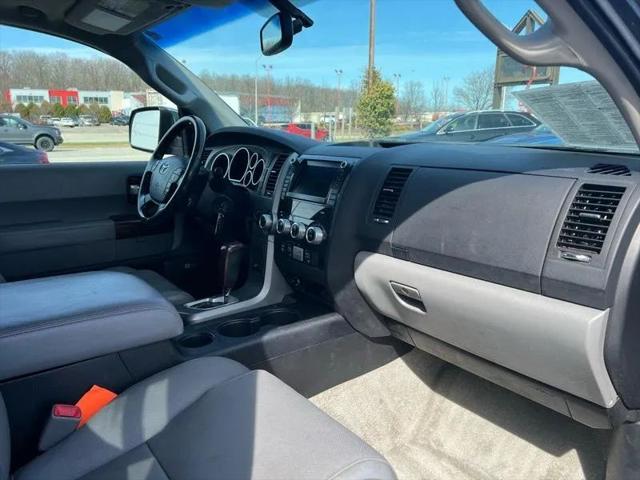 2011 Toyota Sequoia Platinum 5.7L V8