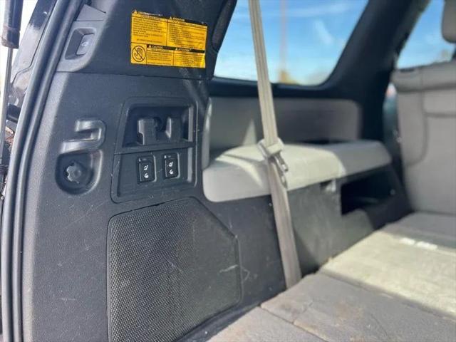 2011 Toyota Sequoia Platinum 5.7L V8