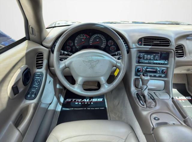 2004 Chevrolet Corvette Base