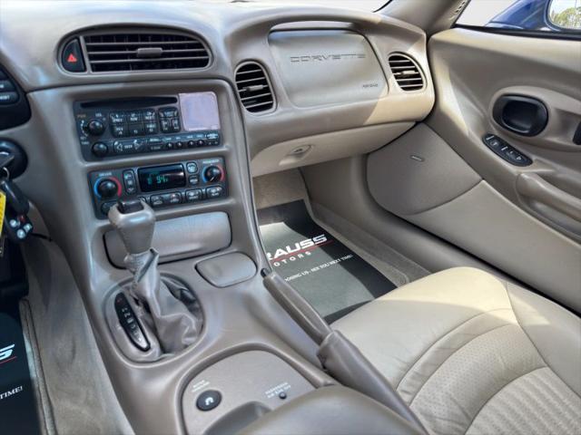 2004 Chevrolet Corvette Base
