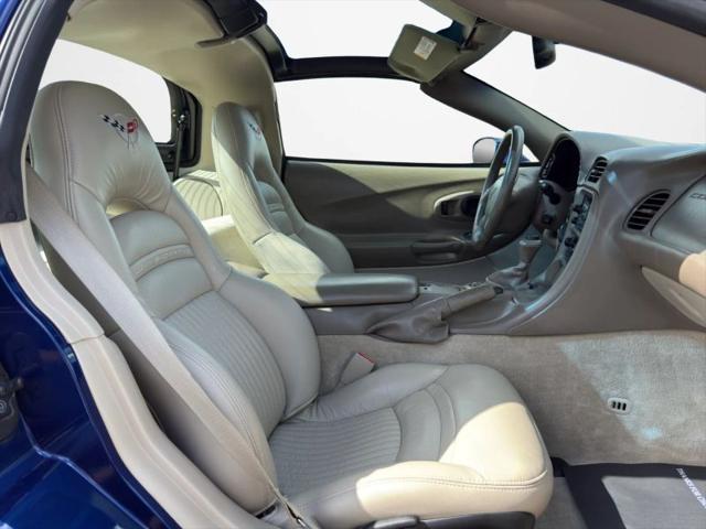 2004 Chevrolet Corvette Base