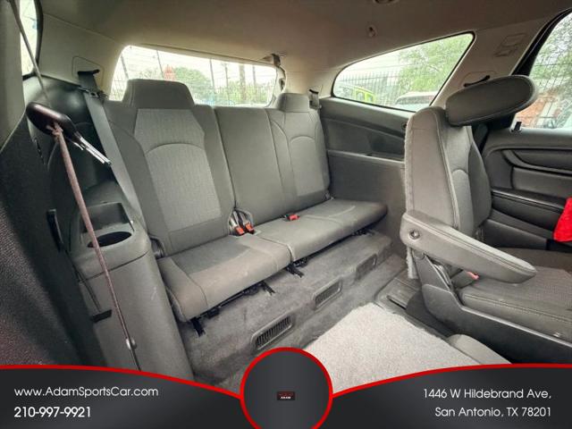 2017 Chevrolet Traverse 2LT
