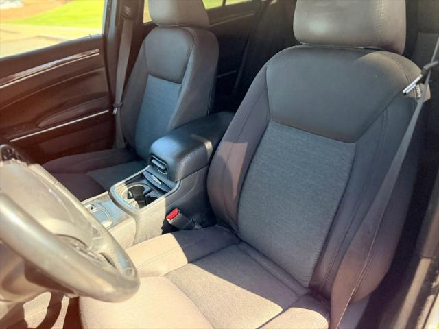 2019 Chrysler 300 Touring