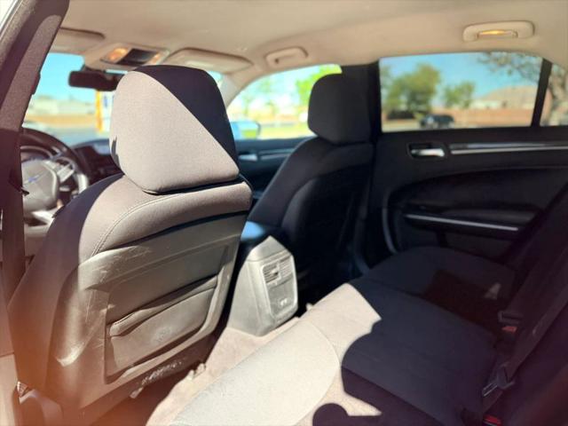 2019 Chrysler 300 Touring