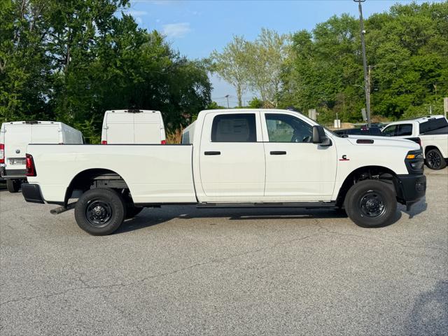2025 Ram 2500 Tradesman Crew Cab 4x4 8' Box