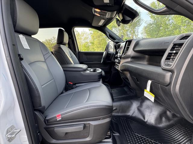 2025 Ram 2500 Tradesman Crew Cab 4x4 8' Box